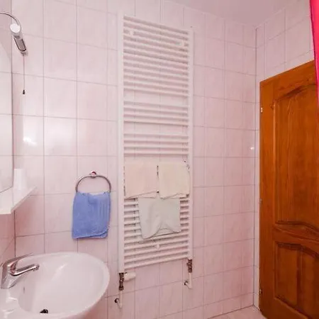 Apartment Plavac Mali